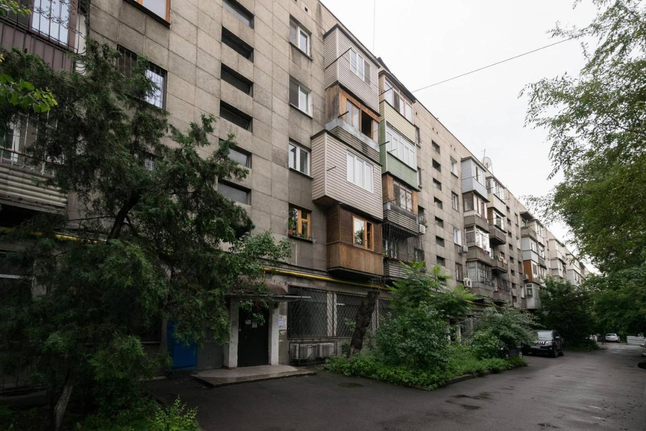 Nadezhda Apartments On Gogol Street 117 Almaty Exterior photo